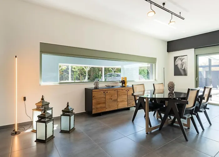 Eleven * Ялиссос